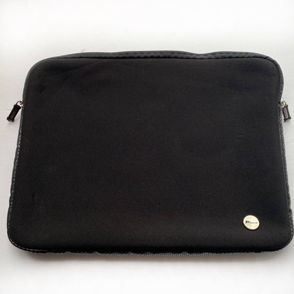 Black Targus Neoprene Laptop Case